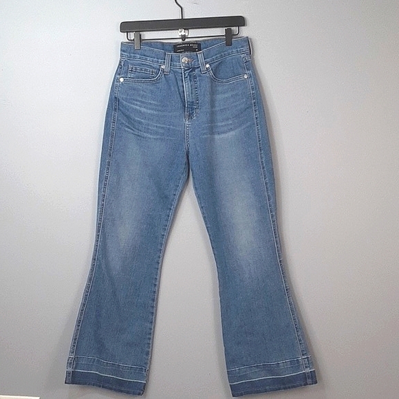 Veronica Beard Carson Ankle Flare High Rise Jeans - Picture 2 of 11